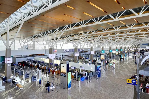 Calgary International Airport(Alberta ) - Image 2